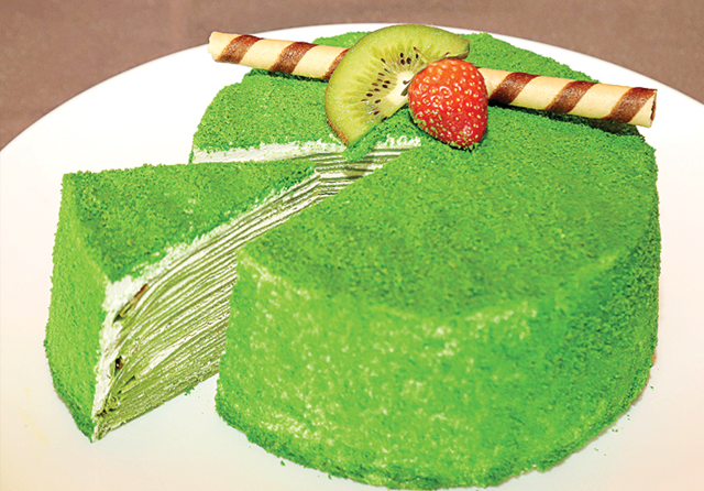 Matcha Mille Crepes yang Lagi Hit