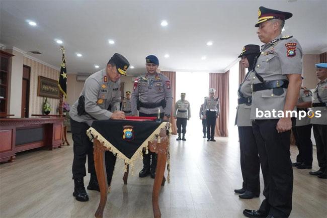 Kapolda Kepri Pimpin Sertijab Empat PJU