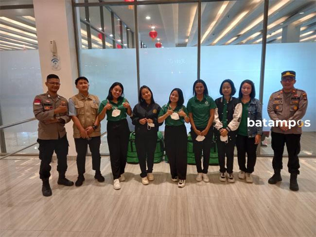 Polsek KKP Kawal Keberangkatan 6 PMI ke Malaysia