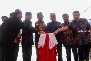 Resmikan Proyek Integrasi Pelantar I & II Tanjungpinang, Ansar Yakin Dapat Memacu Pertumbuhan Ekonomi