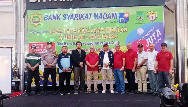 Peringati 15 Tahuh, BPR Syariah Syarikat Madani Menggelar Laga Tenis Meja di BCS