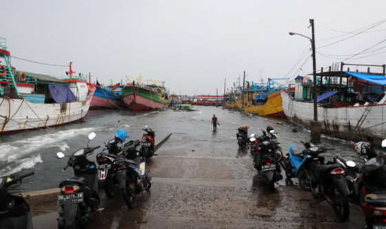 BMKG Imbau Warga Pesisir Waspada Banjir Rob pada 14 hingga 26 Februari
