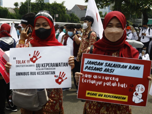 Metode Omnibus Law di Sektor Kesehatan Tak Tepat