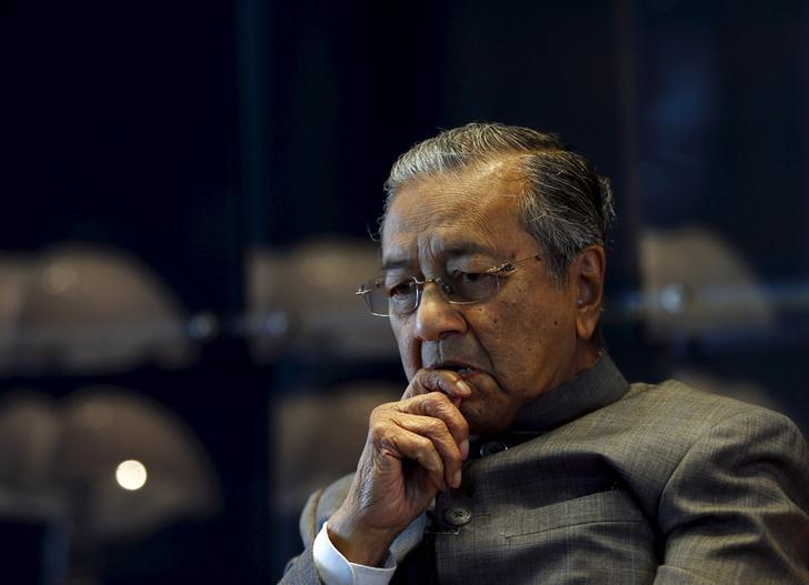 Tak Sejalan dengan Putranya, Mahathir Mohamad Keluar dari Pejuang