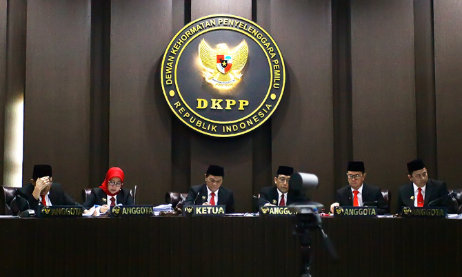DKPP Tunda Buka Bukti Dugaan Kecurangan Verifikasi Faktual Parpol