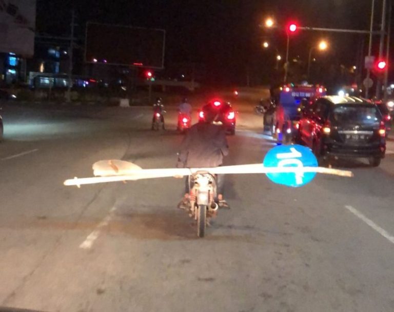 Curi Tiang dan Rambu Jalan untuk Beli Sabu