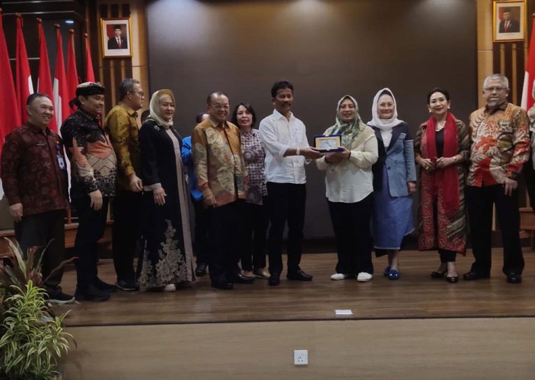 BKKBN Kepri Paparkan Langkah Penganangan Stunting di Batam ke Komisi IX DPR RI