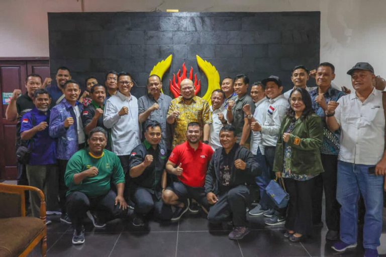 Reses ke Jatim, LaNyalla Pantau Persiapan Pra PON ke Markas KONI 