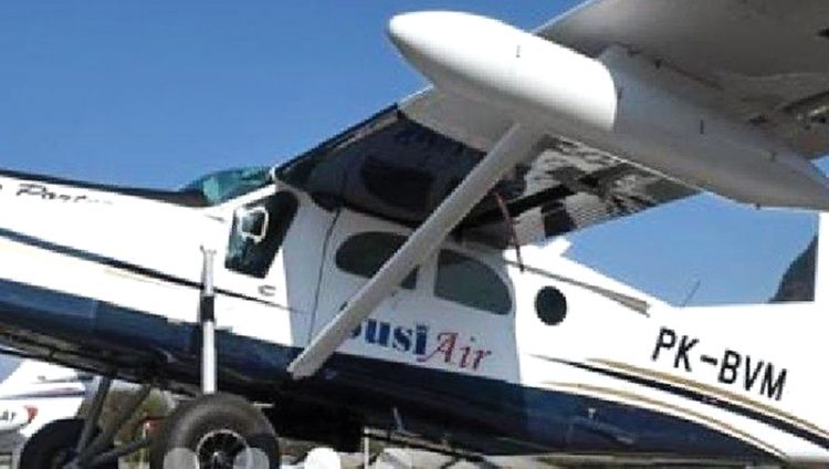 Pilot Susi Air Kapten Philip Terlihat Masih Hidup dan Disandera OPM