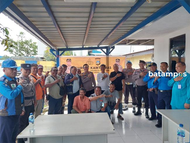 Polsek KKP Batam Gelar Curhat Kamtibmas Bersama Pihak Pelabuhan dan Masyarakat