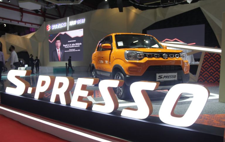 Suzuki Perkenalkan S-Presso di Ajang Indonesia International Motor Show