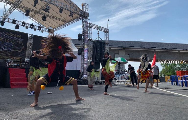 Semarak Millenial Carnival dan Flyover Celebration