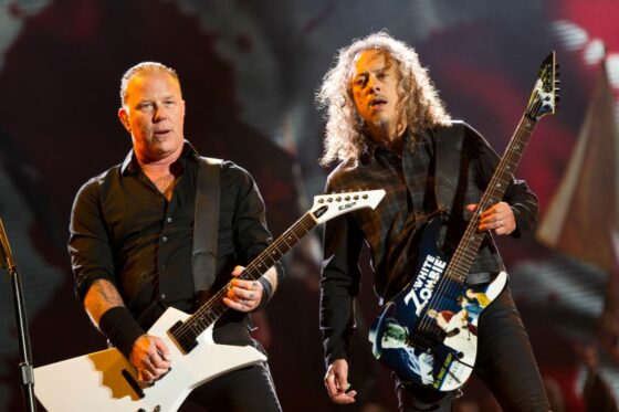 Metallica Akuisisi Saham Perusahaan Produsen Rekaman Vinyl Terbesar Amerika Serikat