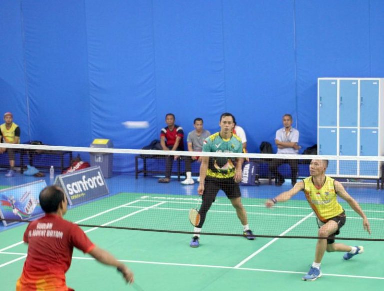44 Pasangan Melaju ke Babak 64 Besar Batam Pos Badminton Tournament