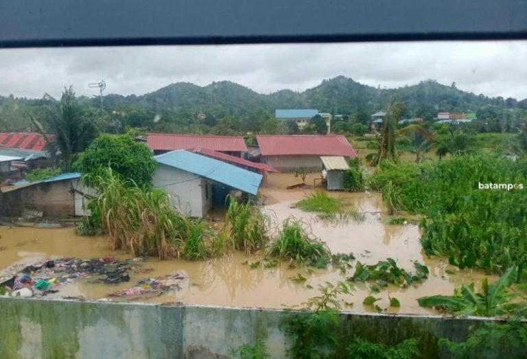 Wali Kota Batam Siapkan Desain Drainase Induk untuk Cegah Banjir