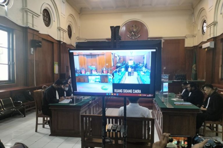 Abdul Haris Divonis 1 Tahun 6 Bulan Penjara, Terdakwa Kasus Kanjuruhan
