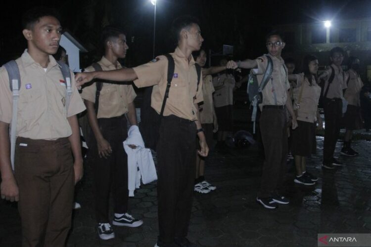 DPRD NTT Tolak Kebijakan Aktivitas Sekolah Pukul 5 Pagi