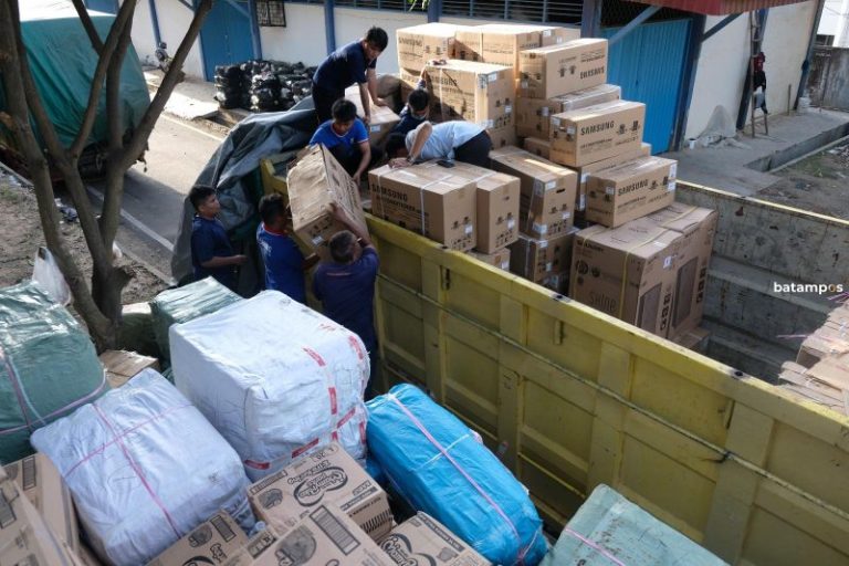 Nilai Barang Bekas yang Ditegah Bea Cukai di Pelabuhan Roro Telaga Punggur Rp450 Juta