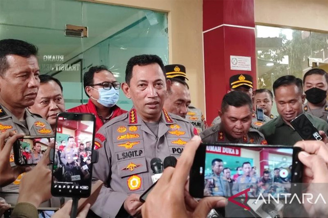 Kapolri: Ada Gangguan Teknis Saat Pengisian Pertamax