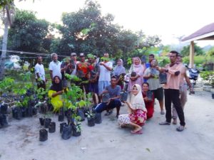 Dengan Program PHBM, Warga Pelambung Manfaatkan Lahan Hutan Lindung Sejak Tahun 1999