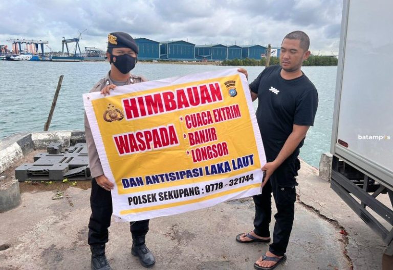 Cuaca Ekstrim, Polsek Sekupang Tingkatkan Patroli di Daerah Rawan Bencana