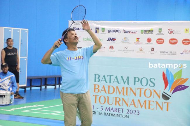 Kepala BP Batam Buka Batam Pos Badminton Tournament