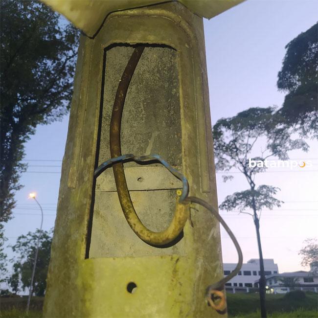 Kabel PJU di Depan Pintu 2 Piayu Dicuri