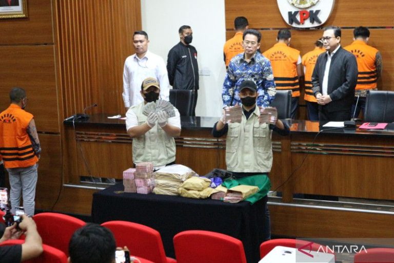 KPK Sita Uang Tunai Rp2,8 Miliar dalam OTT Pejabat DJKA