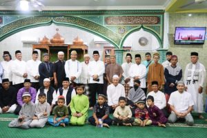 Gubkepri Berkunjung ke Masjid Al-Ikhlas Tanjungpinang, Tempat Dirinya Belajar Ngaji di Masa Kecil