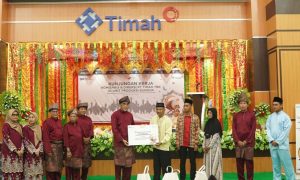 Kunker ke Pulau Kundur Direksi Bersama Komisaris PT Timah Tbk Serahkan Santunan Guru Ngaji dan Marbot