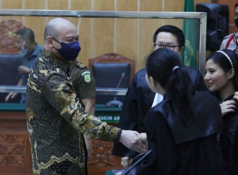 Jaksa Minta Tolak Pleidoi, Kuasa Hukum Teddy Minahasa Sebut Replik Lemah