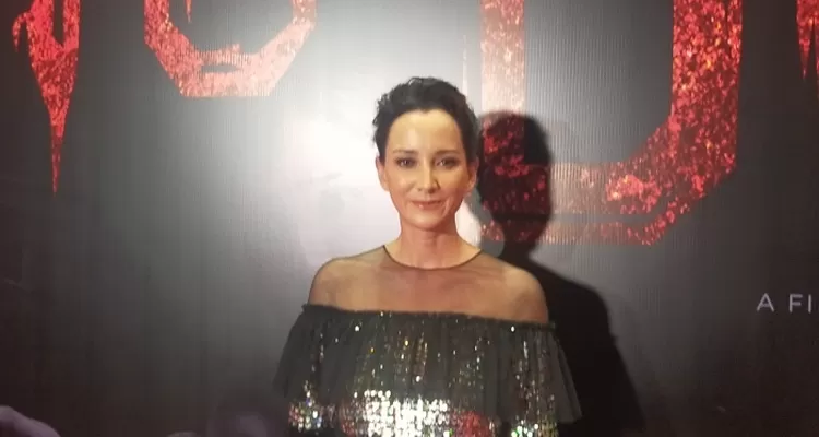 Usai Jalani Syuting Film Sewu Dino, Karina Suwandi Melukat