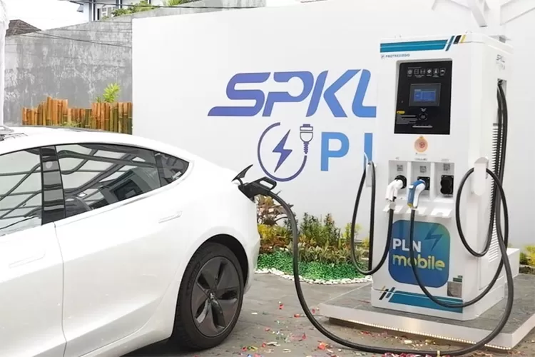 PLN Klaim SPKLU Jenis Ultra Fast Charging di Rest Area, 15 Menit Terisi Penuh