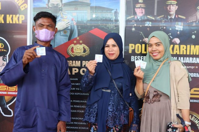 240 Penumpang Kapal Tujuan Batam Dapat Tiket Gratis dari Polres Karimun