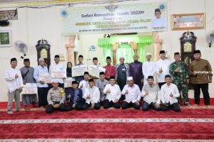 Safari Ramadhan Ke Moro, Gubernur Ansar Sebut Banyak Cara Dekatkan Diri Kepada Allah SWT
