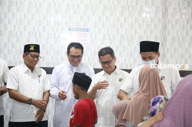 BP Batam Salurkan Bantuan Operasional dan Santunan Anak Yatim di Masjid Sabilil Huda