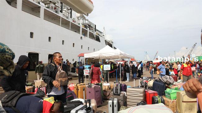 Foto-foto Arus Mudik di Kota Batam