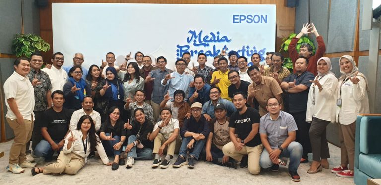 Berbuka bersama Epson Indonesia