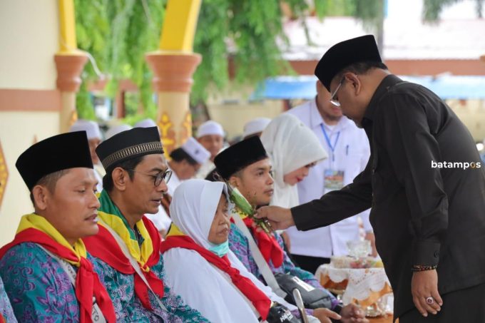 Bupati Doakan 145 JCH Karimun Jadi Haji Mabrur