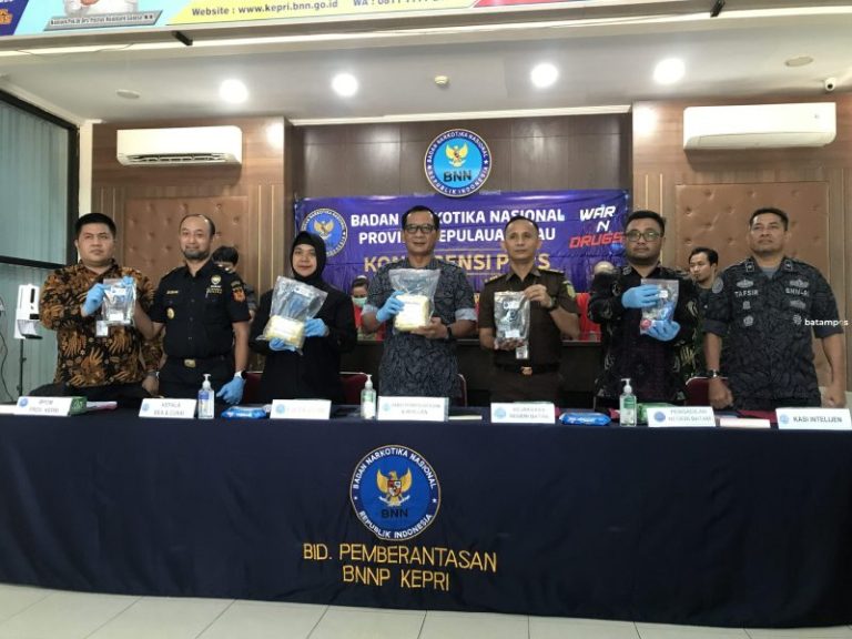 BNNP Kepri Musnahkan 2,5 Kg Sabu dari Sindikat Pengedar di Batam