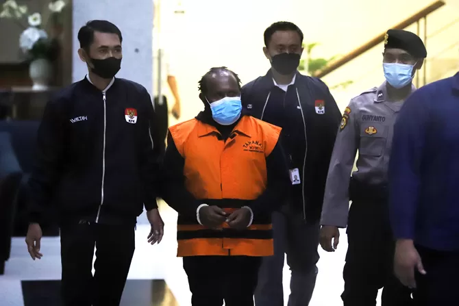 Politikus Demokrat Andi Arief Diperiksa KPK Terkait Kasus Korupsi Bupati Memberamo Tengah