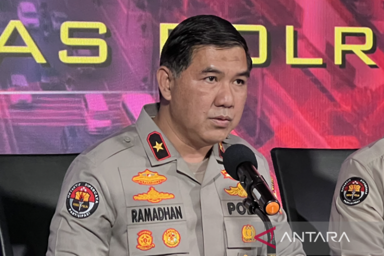 Densus 88 Tangkap 2 Anggota Teroris di Jawa Timur