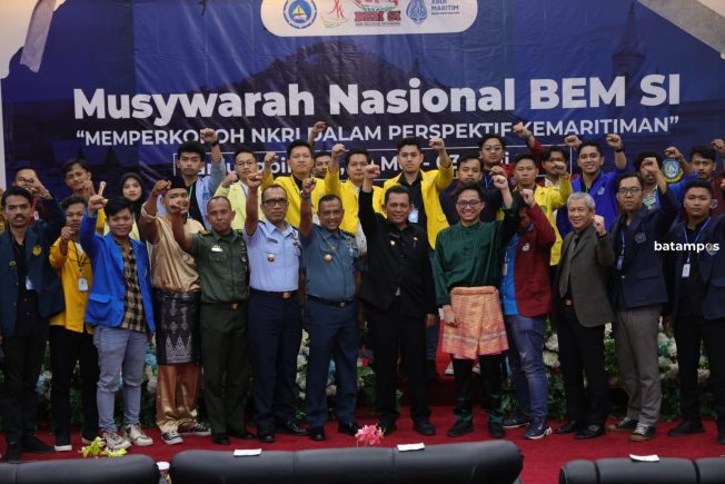 Gubkepri Buka Musyawarah Nasional BEM SI