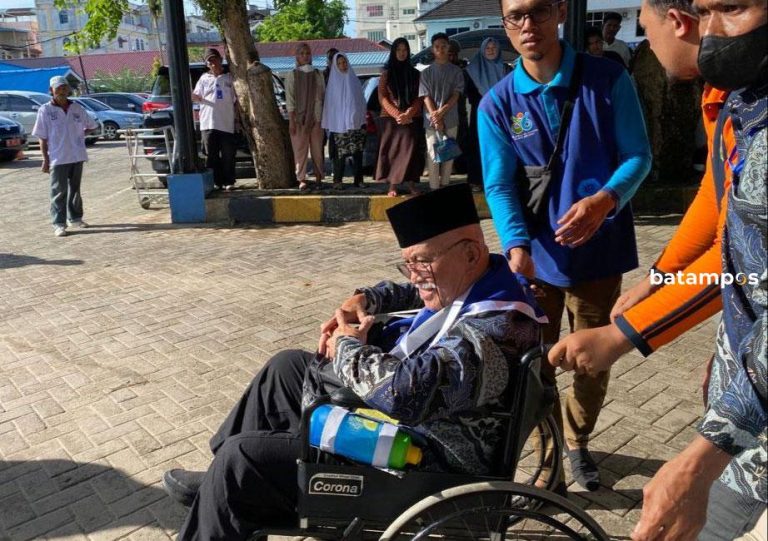98 JCH Lansia Tanjungpinang Butuh Pemantuan Khusus