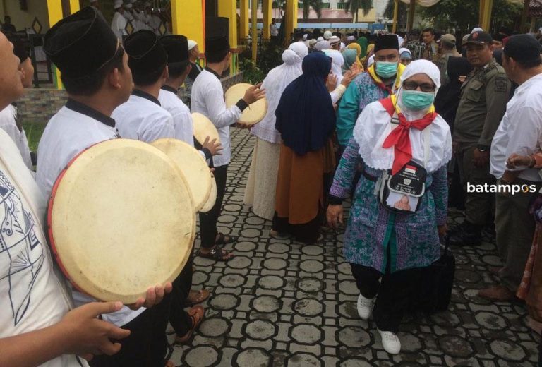 146 JCH Karimun Berangkat Kloter Pertama Lewat Embarkasi Batam