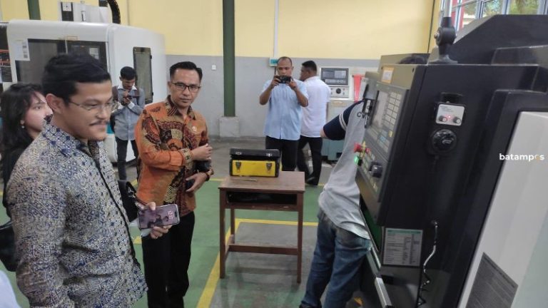 MoU dengan SMKN 6 Batam, PT BSI Siap Tampung Pekerja dan Magang