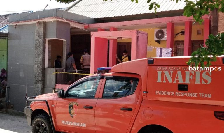 WN Australia Meninggal Berlumuran Darah di Perumahan Legenda Malaka, Batam Center