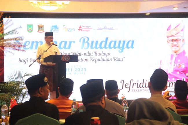 Pemko Batam Gelar Seminar Budaya