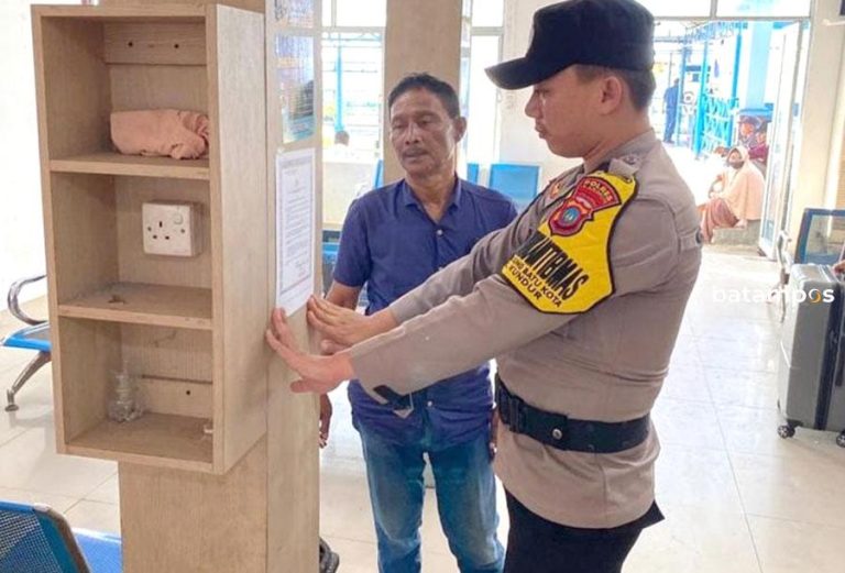 Polisi Tempel Imbauan Jangan Membakar Hutan