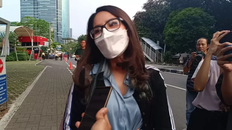 Windy Idol Akui Punya Bisnis Studio Rekaman dengan Sekretaris MA